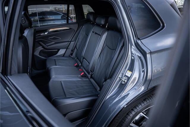 Volkswagen TIGUAN eHybrid R-Line Edition ** Panodak ** Trekhaak ** Leder ** Memory Harman/Kardon ** Massage ** 20inch