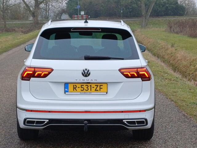 Volkswagen TIGUAN 1.5 TSI R-Line Business+ /Prachtige auto!/Trekh./