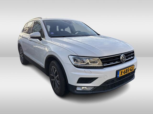 Volkswagen TIGUAN 1.4 TSI ACT Comfortline DSG Automaat Navigatie / Stoelverwarming / Parkeersensoren / LM Velgen / Cruise control