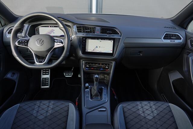 Volkswagen TIGUAN Allspace 1.5Tsi 150Pk Aut. I R-Line | 7-Persoons | Virtual Cockpit | Head-Up display | Achteruitrijcamera | Panoramadak | 20''