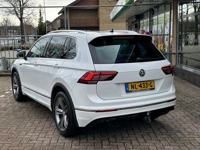 Volkswagen TIGUAN 1.4 TSI ACT HIGHL. Navi Trekhaak Cruise Airco