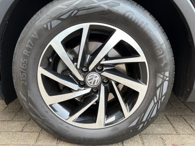 Volkswagen TIGUAN 2.0 TDI DSG COMFORTLINE TREKHAAK/PDC/ACC/STOELVERW/NAVI