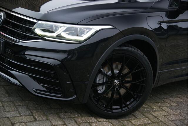 Volkswagen TIGUAN 1.4 TSI 245PK eHybrid 2xR-Line Carplay/IQLight/Navi+/Blackpack