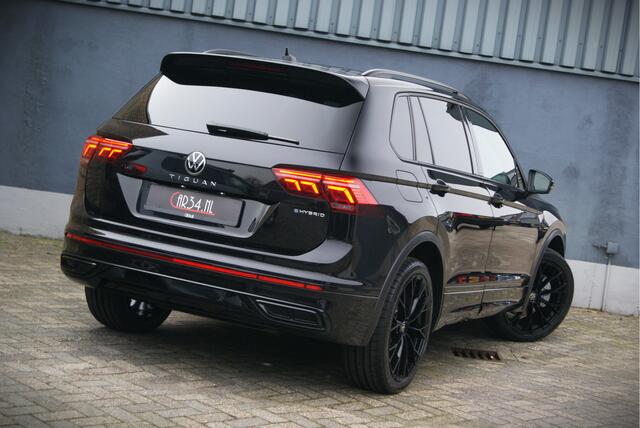 Volkswagen TIGUAN 1.4 TSI 245PK eHybrid 2xR-Line Carplay/IQLight/Navi+/Blackpack