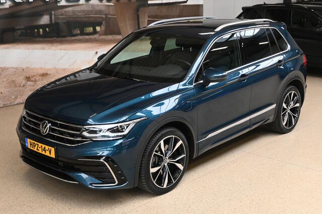 Volkswagen TIGUAN 1.4 TSI eHybrid 245pk R-Line Business+ | DCC | IQ. Light | Camera | Trekhaak | 100% (Dealer) onderhouden label