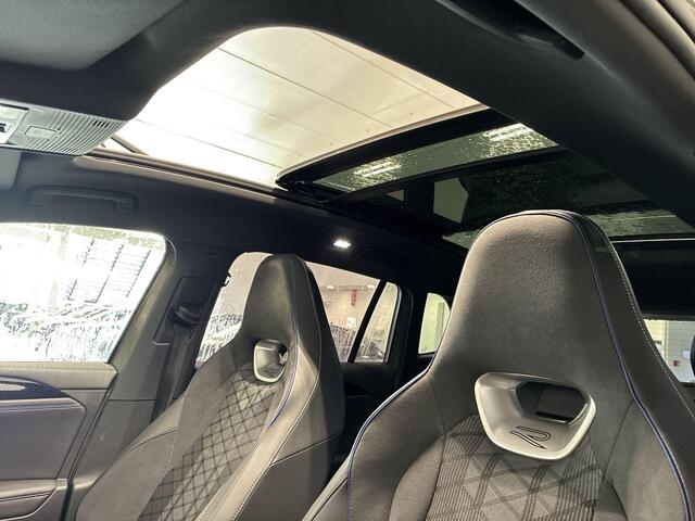 Volkswagen TIGUAN 1.5 eHybrid 204pk DSG R-Line Business · Panoramadak · Massage · Apple/Android Car Play · Black Style · 20'' Inch · Garantie t/m 19-09-2028 of 100.000km