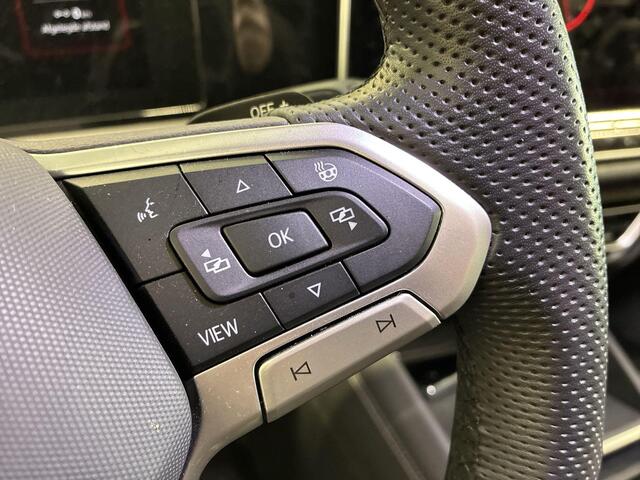 Volkswagen TIGUAN 1.5 eHybrid 204pk DSG R-Line Business · Panoramadak · Massage · Apple/Android Car Play · Black Style · 20'' Inch · Garantie t/m 19-09-2028 of 100.000km