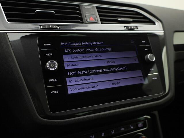 Volkswagen TIGUAN 1.4TSI/150PK 4Motion Highline DSG · Panoramadak · R-line exterieur · Navigatie · Stoelverwarming