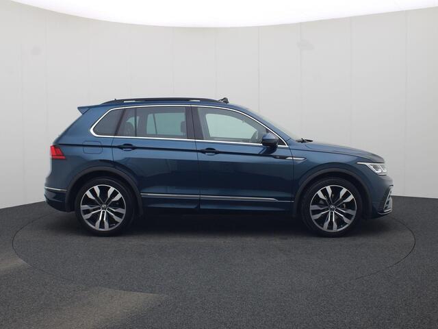 Volkswagen TIGUAN 1.5TSI/150PK R-Line DSG · Panoramadak · Apple/Android Car Play · Camera · Stoel -& Stuurverwarming