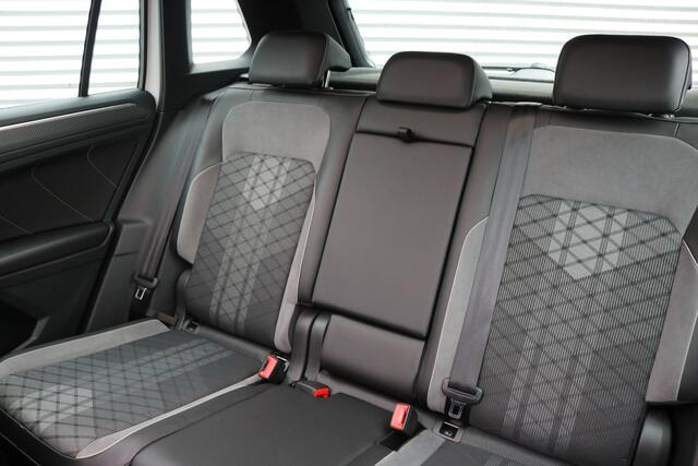 Volkswagen TIGUAN 1.4 TSI eHybrid R-Line 245PK (Pano VirtualCockpit Carplay ACC 360Camera Keyless IQ-Light Trekhaak 20InchLMV PrivacyGlass)