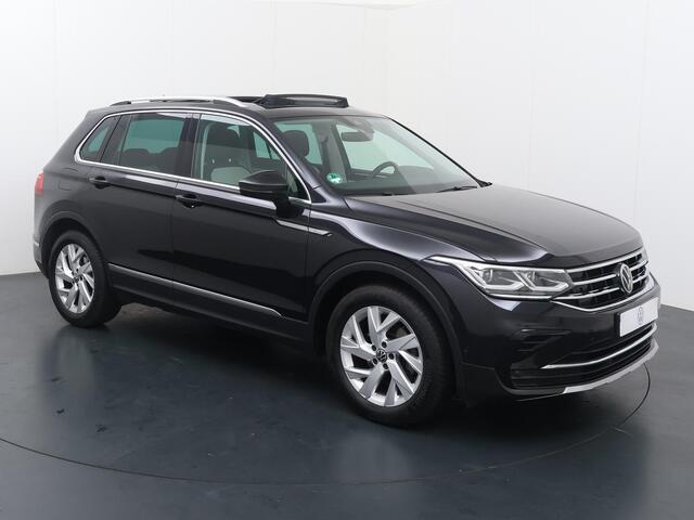 Volkswagen TIGUAN 1.5 TSI Elegance | 150 PK | Automaat | Trekhaak wegklapbaar | Panoramadak | Ergo-Active stoelen | Matrix LED IQ.Light |