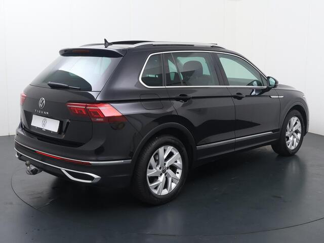 Volkswagen TIGUAN 1.5 TSI Elegance | 150 PK | Automaat | Trekhaak wegklapbaar | Panoramadak | Ergo-Active stoelen | Matrix LED IQ.Light |