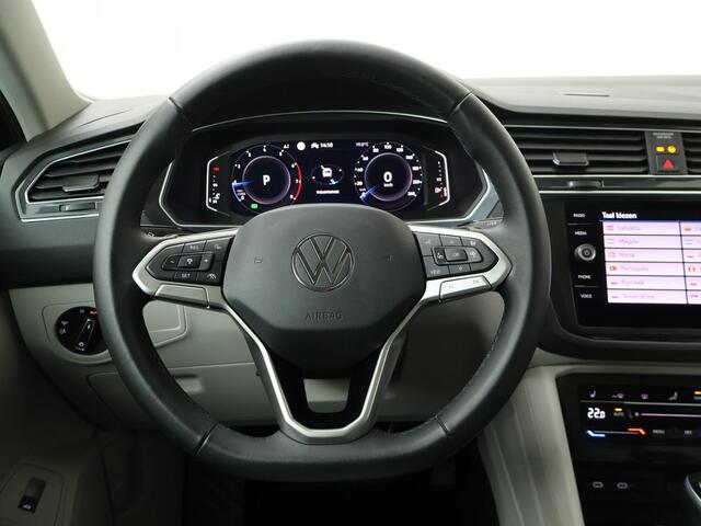 Volkswagen TIGUAN 1.5 TSI Elegance | 150 PK | Automaat | Trekhaak wegklapbaar | Panoramadak | Ergo-Active stoelen | Matrix LED IQ.Light |