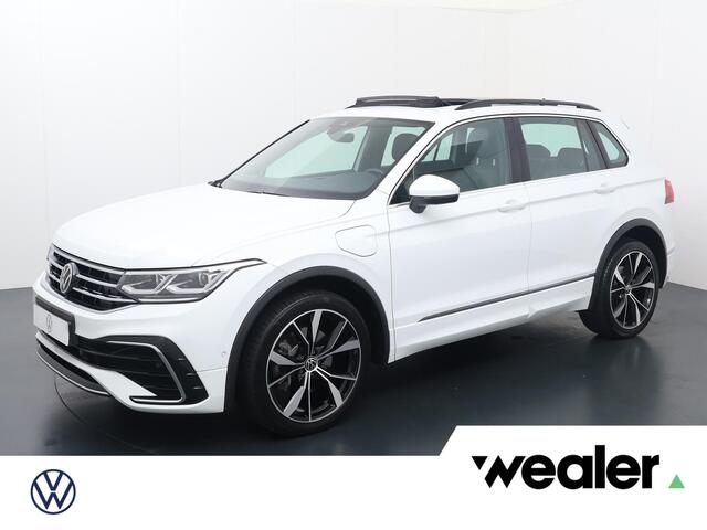 Volkswagen TIGUAN 1.4 TSI eHybrid R-Line Business+ | 245 PK | SoH 91% | Trekhaak | Panoramadak | 360 Graden camera | 20"LM velgen | Adaptive cruise control | R-Line |