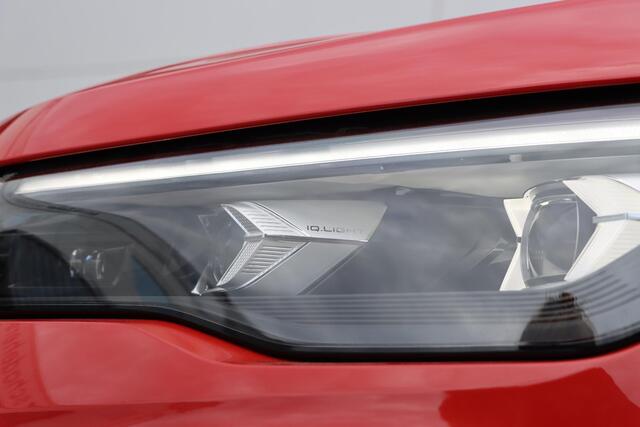 Volkswagen TIGUAN 1.5 eTSI R-Line Business DSG7 150pk | Panoramadak | DCC | Harman Kardon