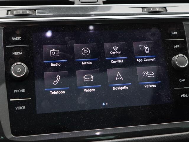 Volkswagen TIGUAN 1.5 TSi ACT Highline Business R 150 Pk Automaat | Panoramadak | Trekhaak Elektrisch | Leder | Virtual Cockpit | Adaptive Cruise | Camera | 20 Inch | 79.522 Km