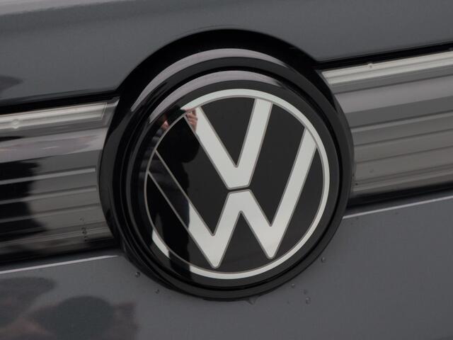 Volkswagen TIGUAN 1.5 eHybrid 204 Pk Automaat Life Edition | Trekhaak | Adaptive Cruise | Full LED | Camera | 19 Inch | 15 Km!!