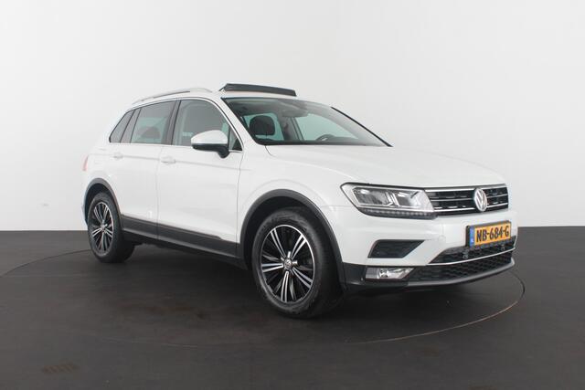 Volkswagen TIGUAN 1.4 TSI ACT Highline Pano.schuif/Trekhaak/Adapt.cruise/LED/18inch...