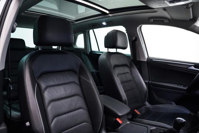 Volkswagen TIGUAN 1.5 TSI 150pk ACT R-Line|Panodak|Trekhaak|Leder