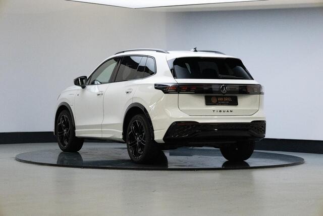 Volkswagen TIGUAN 1.5 eHybrid R-Line Edition | Panaroamdak | Trekhaak |