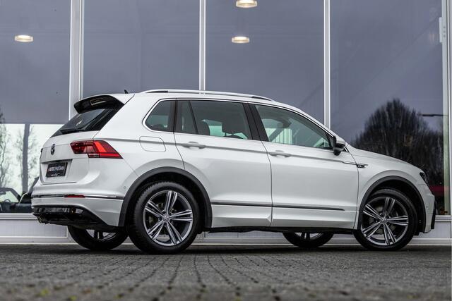 Volkswagen TIGUAN 1.5 TSI ACT Highline Business R | Pano | E-Trekhaak