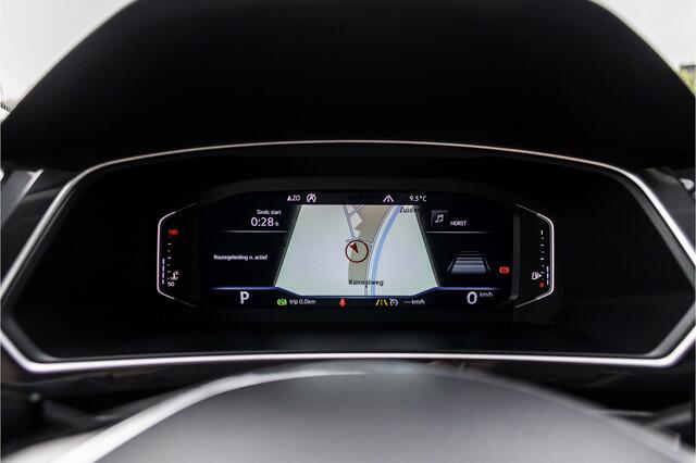 Volkswagen TIGUAN 1.5 TSI ACT Highline Business R | Pano | E-Trekhaak