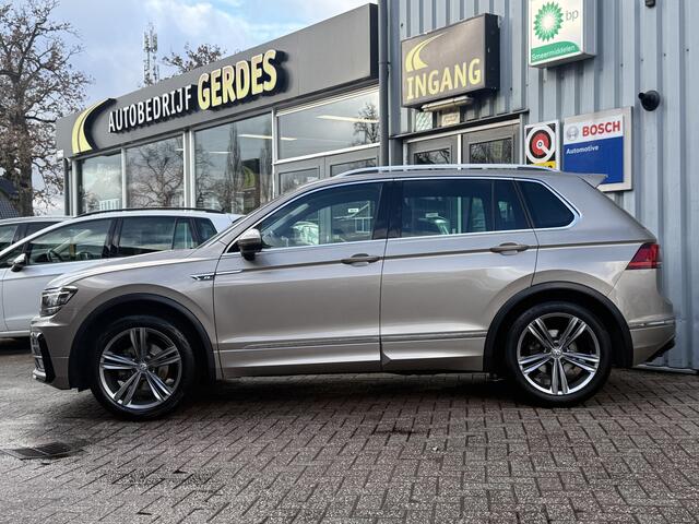 Volkswagen TIGUAN 1.4 TSI ACT Highline Business R | AUTOMAAT | TREKHAAK | VIRTUAL | FULL LED |