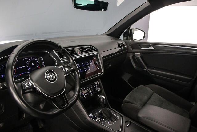 Volkswagen TIGUAN Allspace Highline Business R 1.5 TSI 150pk DSG Automaat Panoramadak, Adaptive cruise control, Navigatie, Achteruitrijcamera, Elektrische achterklep