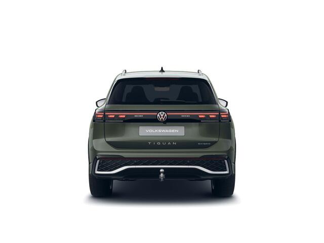 Volkswagen TIGUAN 1.5 eHybrid R-Line Edition | Trekhaak | HUD | LED Matrix | 360 Camera |
