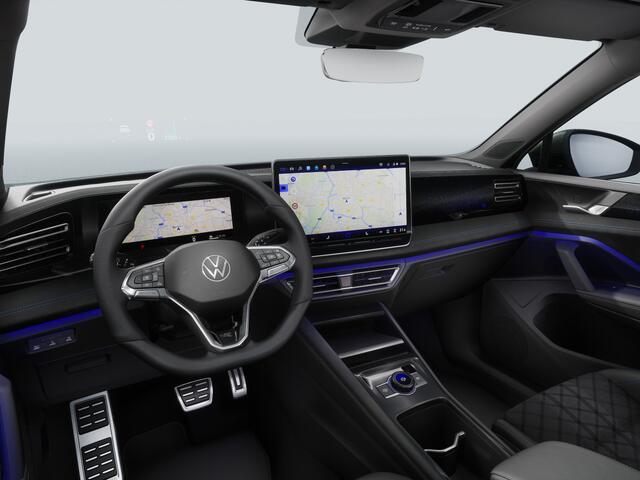 Volkswagen TIGUAN 1.5 eHybrid R-Line Edition | Trekhaak | HUD | LED Matrix | 360 Camera |