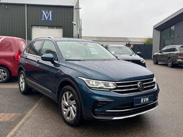 Volkswagen TIGUAN 1.4 TSI eHybrid PHEV ELEK. ACHTERKLEP| STOEL MASSAGE| STOEL + STUURVERWARMING| PARKEERSENS. VOOR EN ACHTER| RIJKLAARPRIJS INCL. 12 MND BOVAG GARANTIE