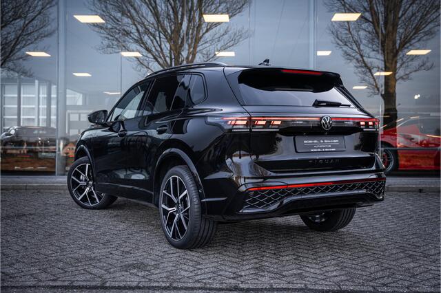 Volkswagen TIGUAN eHybrid R-Line Edition ** Panodak ** Trekhaak ** Leder ** Memory Harman/Kardon ** Massage ** 20inch