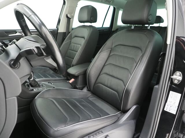 Volkswagen TIGUAN 1.4 TSI eHybrid Elegance Exclusive | Panoramadak | Leder | 360 | Keyless | Adaptive Cruise | Memory | Carplay