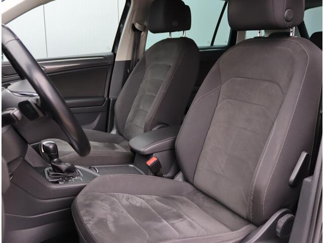 Volkswagen TIGUAN 1.4 TSI ACT Highline R-line | Trekhaak | Virtual | ACC | NAP