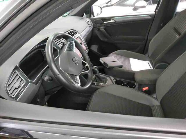 Volkswagen TIGUAN 1.4 TSI eHybrid 245pk PHEV Life Active / Trekhaak / 360 Camera / Travel Assist