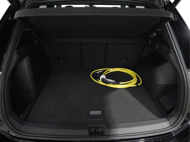 Volkswagen TIGUAN 1.5 eHybrid R-Line Business Navi 360 Camera LED-Plus Android/Carplay ErgoActive 221