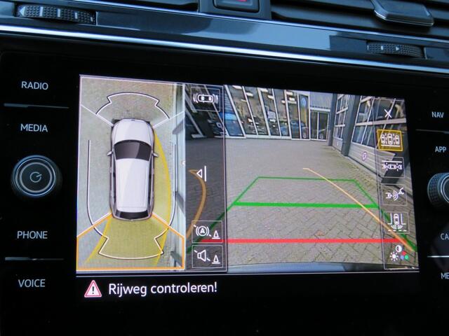 Volkswagen TIGUAN 1.5 TSI 150PK DSG-aut.ELEGANCE 7p. / Led / 360 Camera / Elec. achterklep / Veel opties / BOVAG garantie