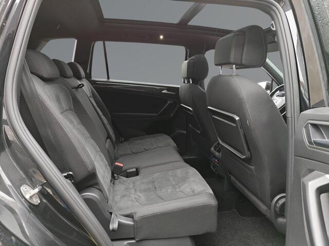 Volkswagen TIGUAN Allspace 1.5 TSI Highline Business R-Line 7p. Panorama Navi Stoelverw. Camera LED Keyless