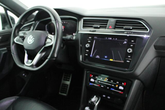 Volkswagen TIGUAN 1.4 TSI 245pk eHybrid R-Line Business+ Keyless Memory DCC Leder Stoelverwarming 360Camera Virtual Cockpit Panoramadak