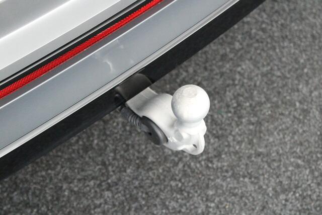 Volkswagen TIGUAN 1.5 TSI 150pk DSG R-Line Business+ Black Style Trekhaak Camera harman/kardon Keyless Head-Up Keyless Panoramadak Navigatie