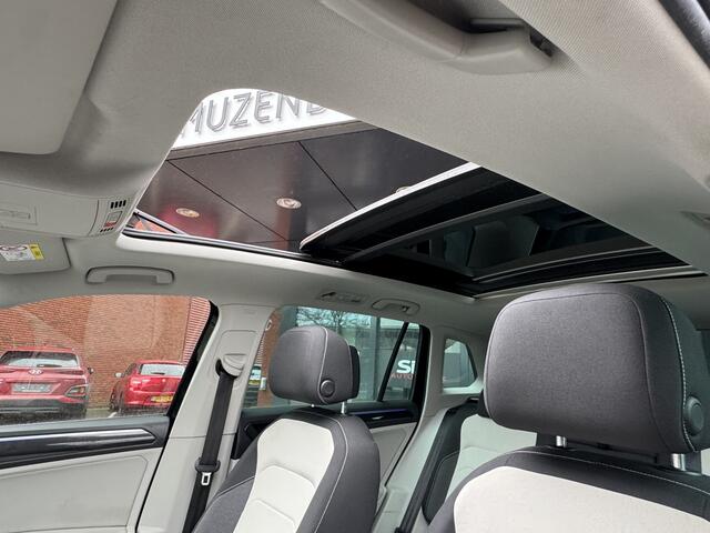 Volkswagen TIGUAN 1.4 TSI eHybrid Business+ // PANO SCHUIF-DAK // NAVI // ADAPTIVE CRUISE // AFN. TREKHAAK // ELEK. ACHTERKLEP // PDC V+A //