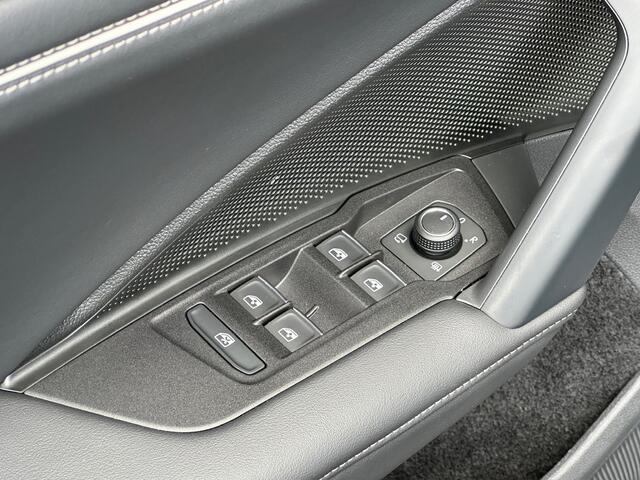 Volkswagen TIGUAN 1.5 eHybrid Elegance 204pk | Trekhaak | 360 Camera | Dode hoek | Elek. klep | incl. verlengde garantie