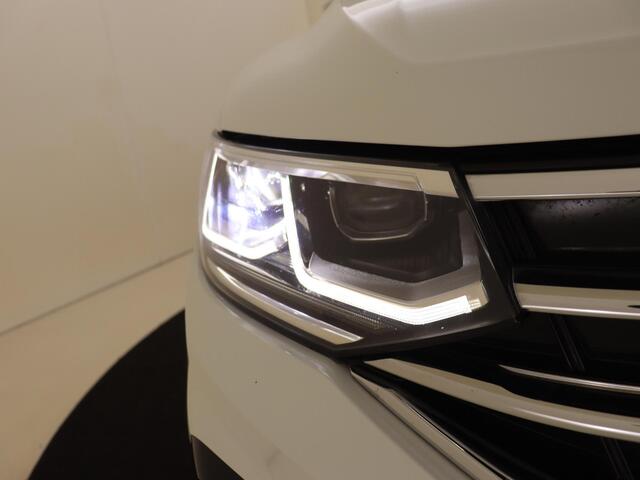 Volkswagen TIGUAN 1.4 TSI eHybrid Elegance | Schuif-/Kanteldak | Virtual Cockpit | Navigatie | Achteruitrijcamera |