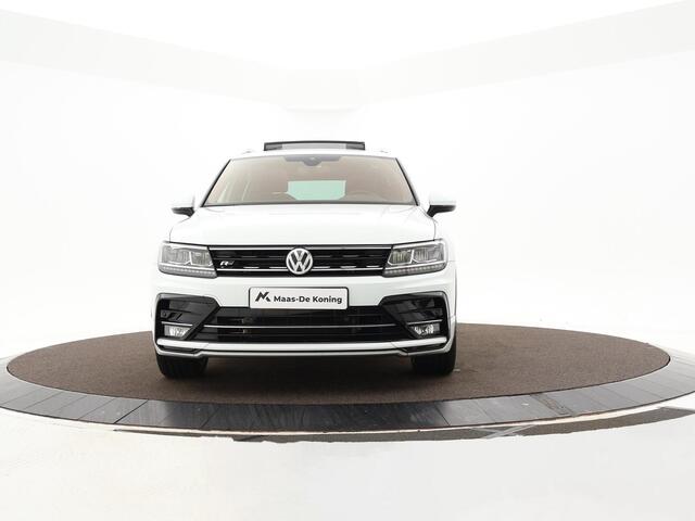 Volkswagen TIGUAN 1.5 TSI 150PK DSG Highline Business R-line · Trekhaak · 20 inch Suzuka velgen · Panoramadak · Apple/Android Carplay ·