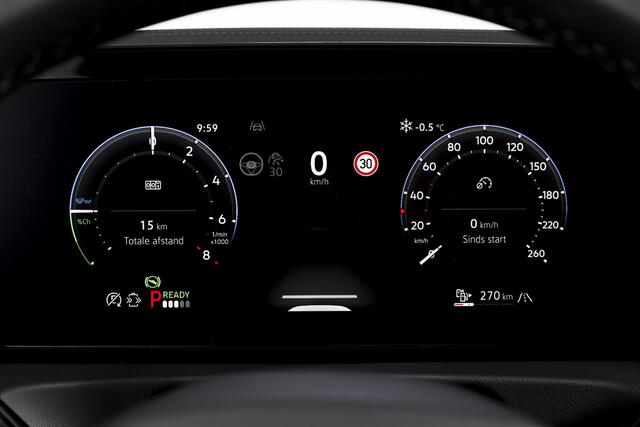 Volkswagen TIGUAN 1.5 eHybrid 272 PK R-Line Edition | Black Style | Assistance Plus | Elek. Trekhaak | S/K-panodak | Adapt. Cruise | Stoel-+stuurverw. | NAV+App. Connect | 360 Camera | LM 20" |