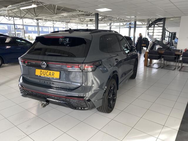 Volkswagen TIGUAN 1.5 eHybrid R-Line Edition Full option, pano, trekhaak, headup