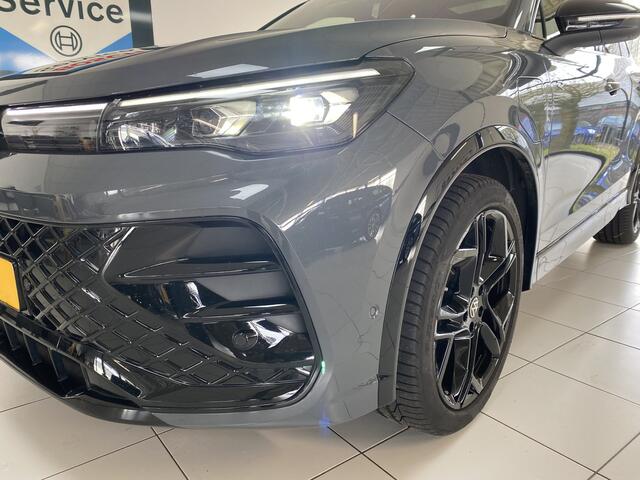 Volkswagen TIGUAN 1.5 eHybrid R-Line Edition Full option, pano, trekhaak, headup