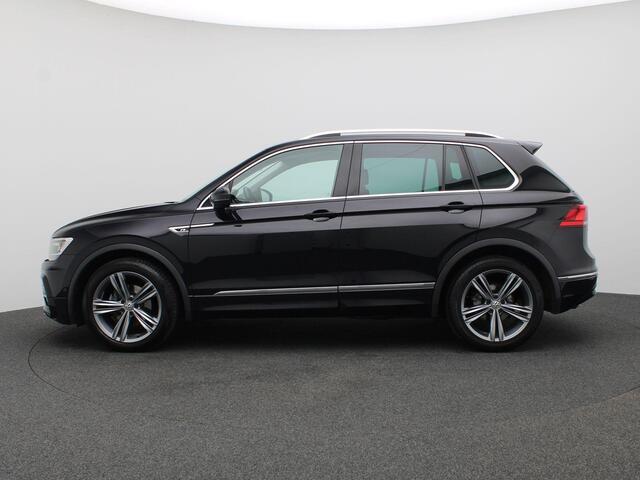 Volkswagen TIGUAN 1.5 TSI ACT Highline Business R-line 150PK DSG Trekhaak, 19" LM Velgen, Achteruitrijcamera, ErgoActive bestuudersstoel, Park assist, Stoelverwarming, Adaptieve Cruise