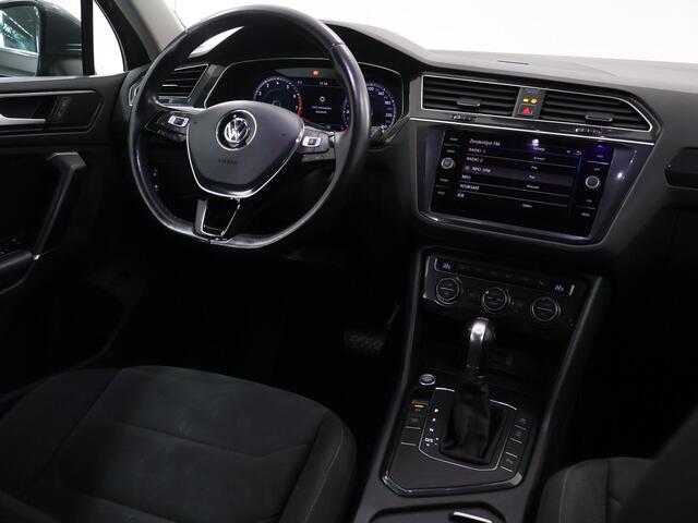 Volkswagen TIGUAN 1.4 TSI ACT Highline Business R-Line | Stoelverwarming | Navigatie | Elek. Achterklep | Cruise Control Adaptief | LED | Parkeercamera |