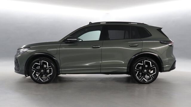 Volkswagen TIGUAN 1.5 eHybrid 272pk R-Line Edition DSG / Panoramadak / Stoel+Stuurverwarming / Trekhaak